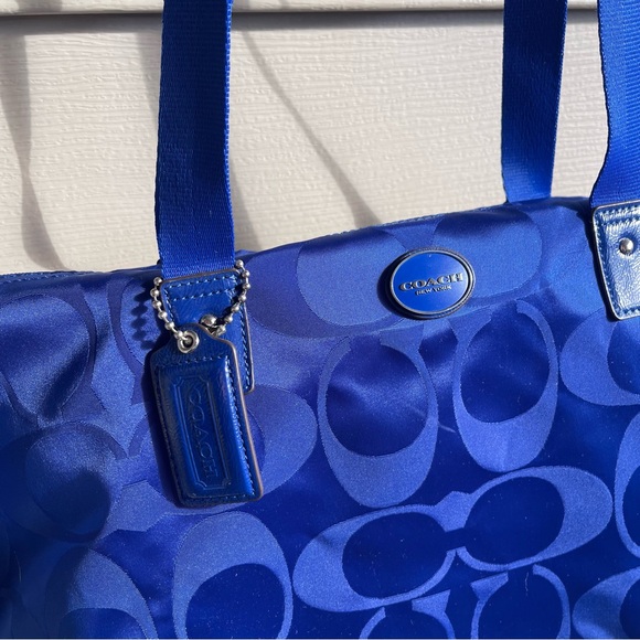 COACH Signature Getaway Weekender Tote Bag Blue Detachable Toiletry Bag Y2K - Picture 3 of 11